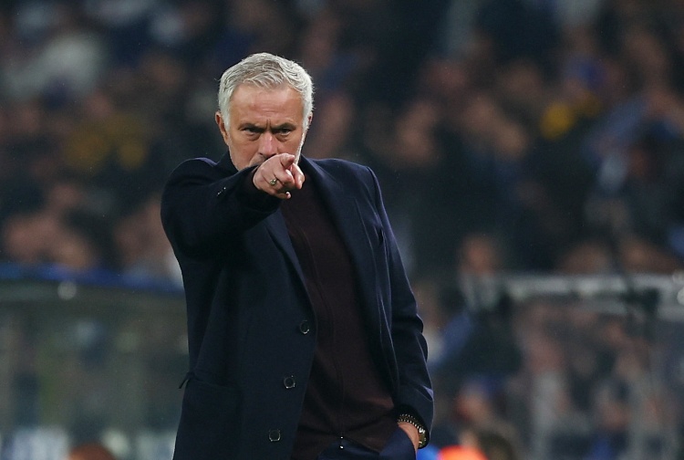 立博体育-穆里尼奥：接下来踢皇马还是同样的阵容，就算赢了9分也很难出线